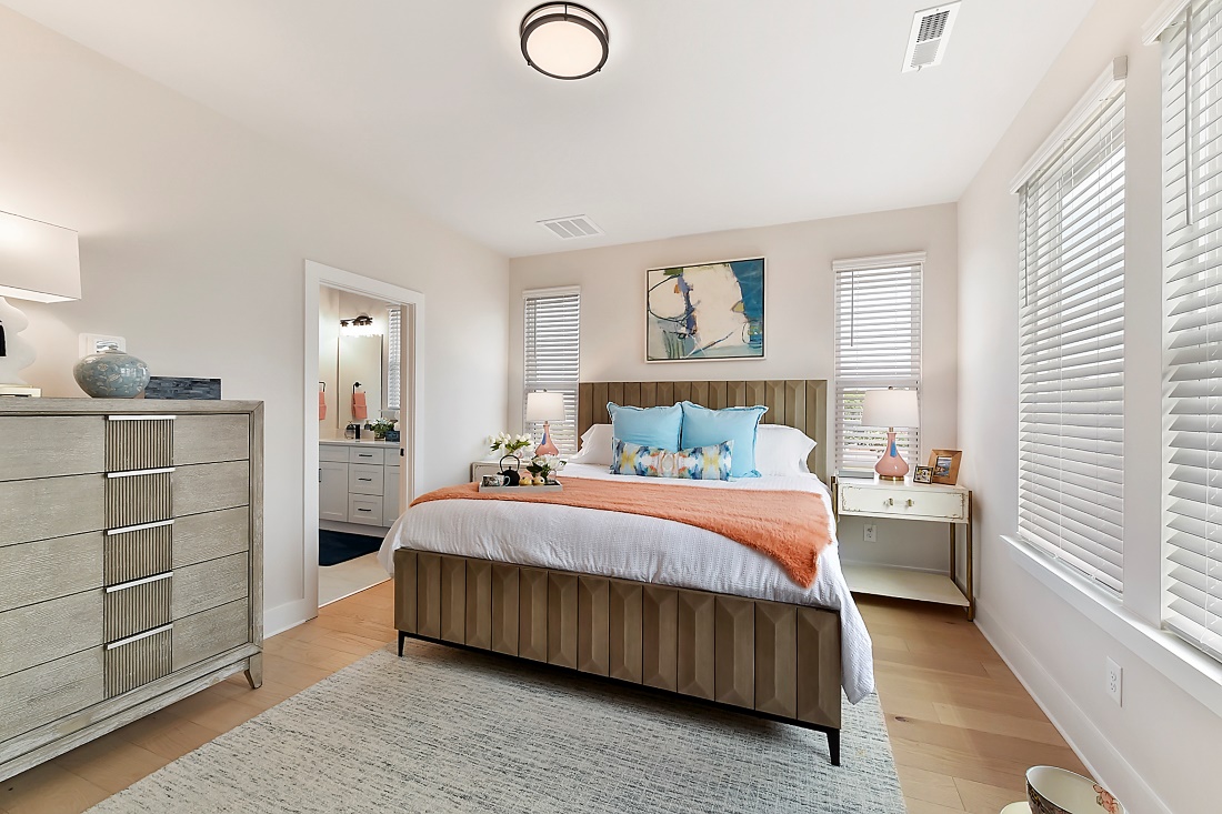 Northend_Bancroft_PrimaryBedroom_Slider