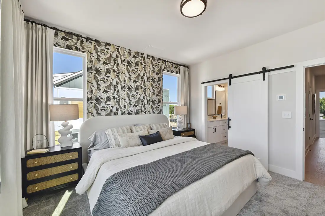 Montclaire-Terraces_Slider_Primary-Bedroom